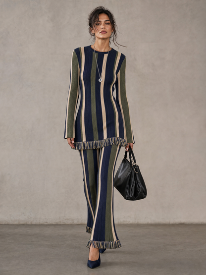 Women's Minimalist Vertical-Stripe Raw-Edge Sweater