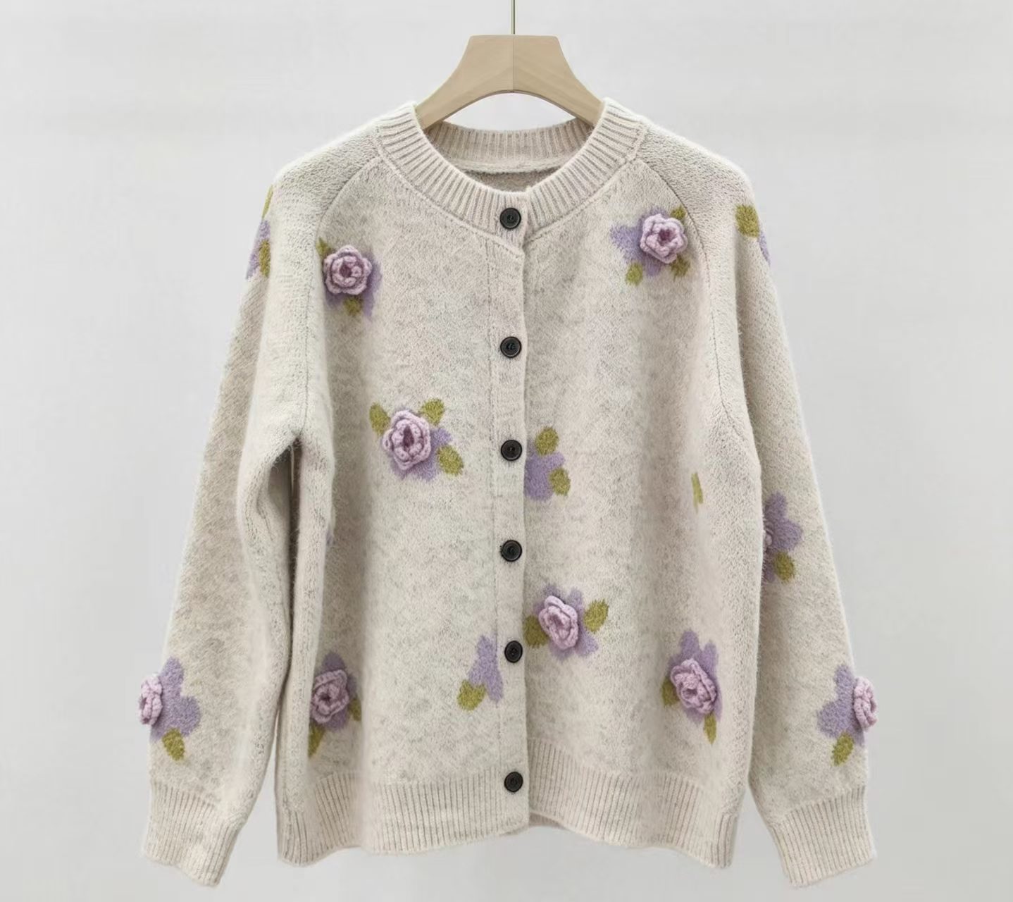 Women’s 3D Floral Wool Cardigan – Soft Relaxed-Fit Button-Up Sweater for Early Fall
