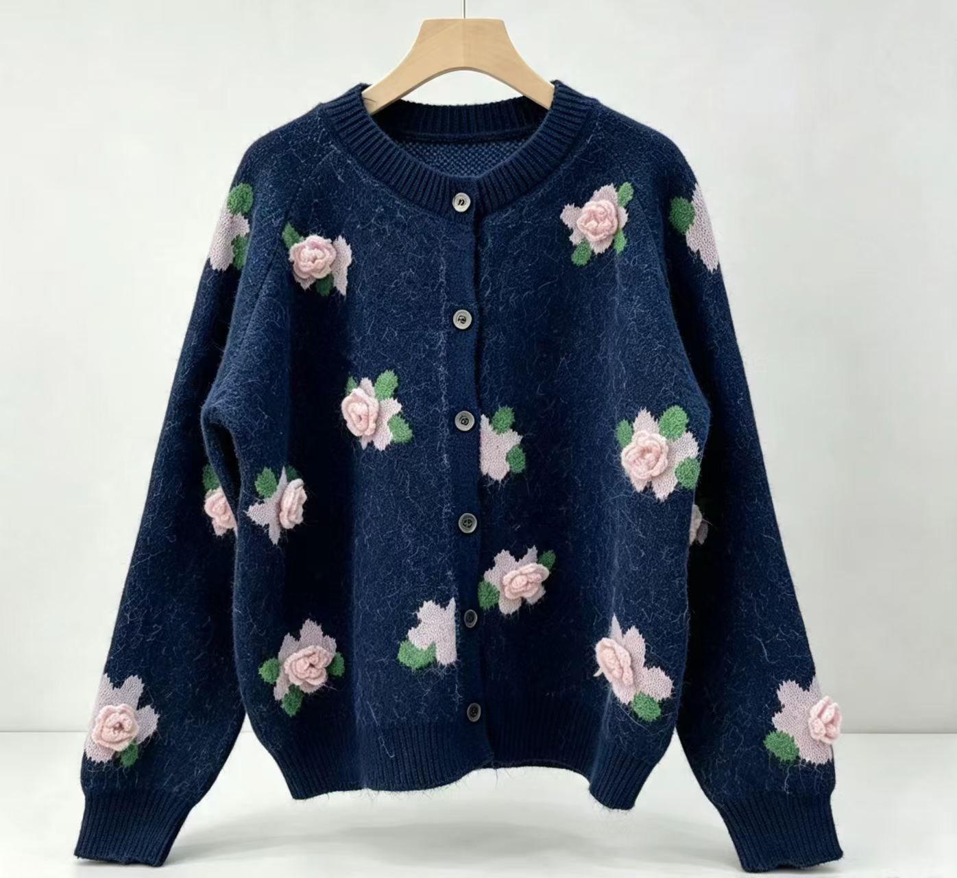 Women’s 3D Floral Wool Cardigan – Soft Relaxed-Fit Button-Up Sweater for Early Fall