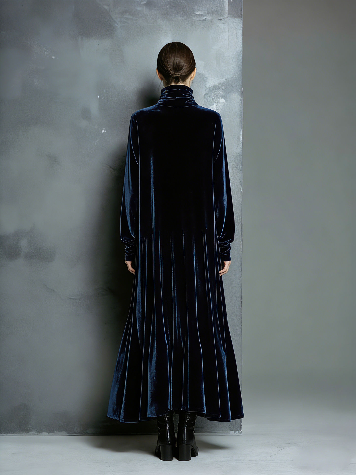 Women's Elegant Navy Blue Velvet High-neck Long-sleeved Loose-fitting Maxi Dress