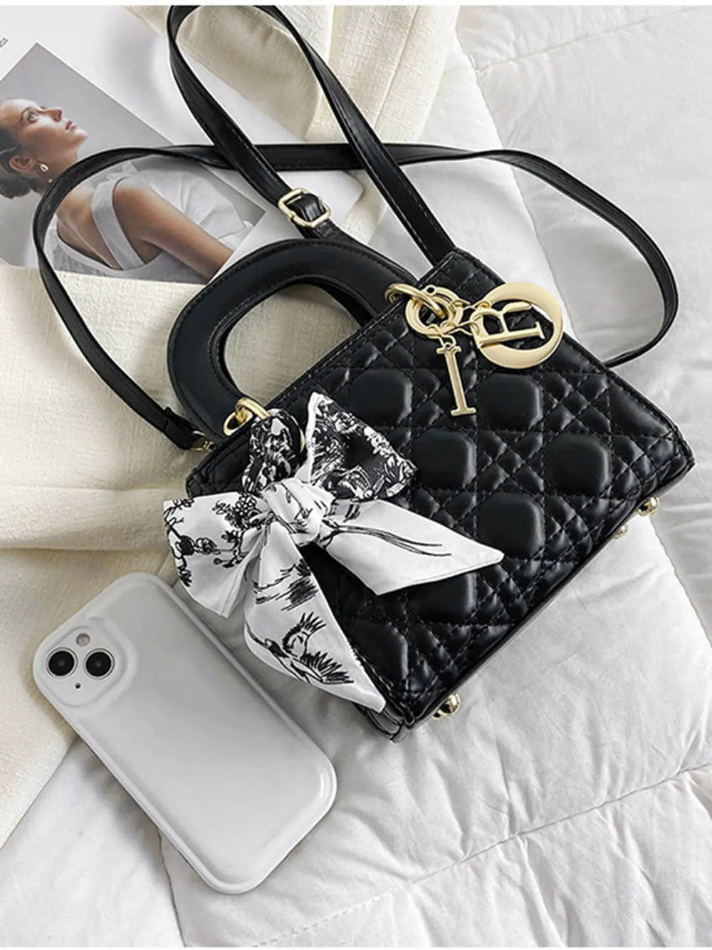 Black Diamond Silk Scarf Hand-Held Crossbody Bags