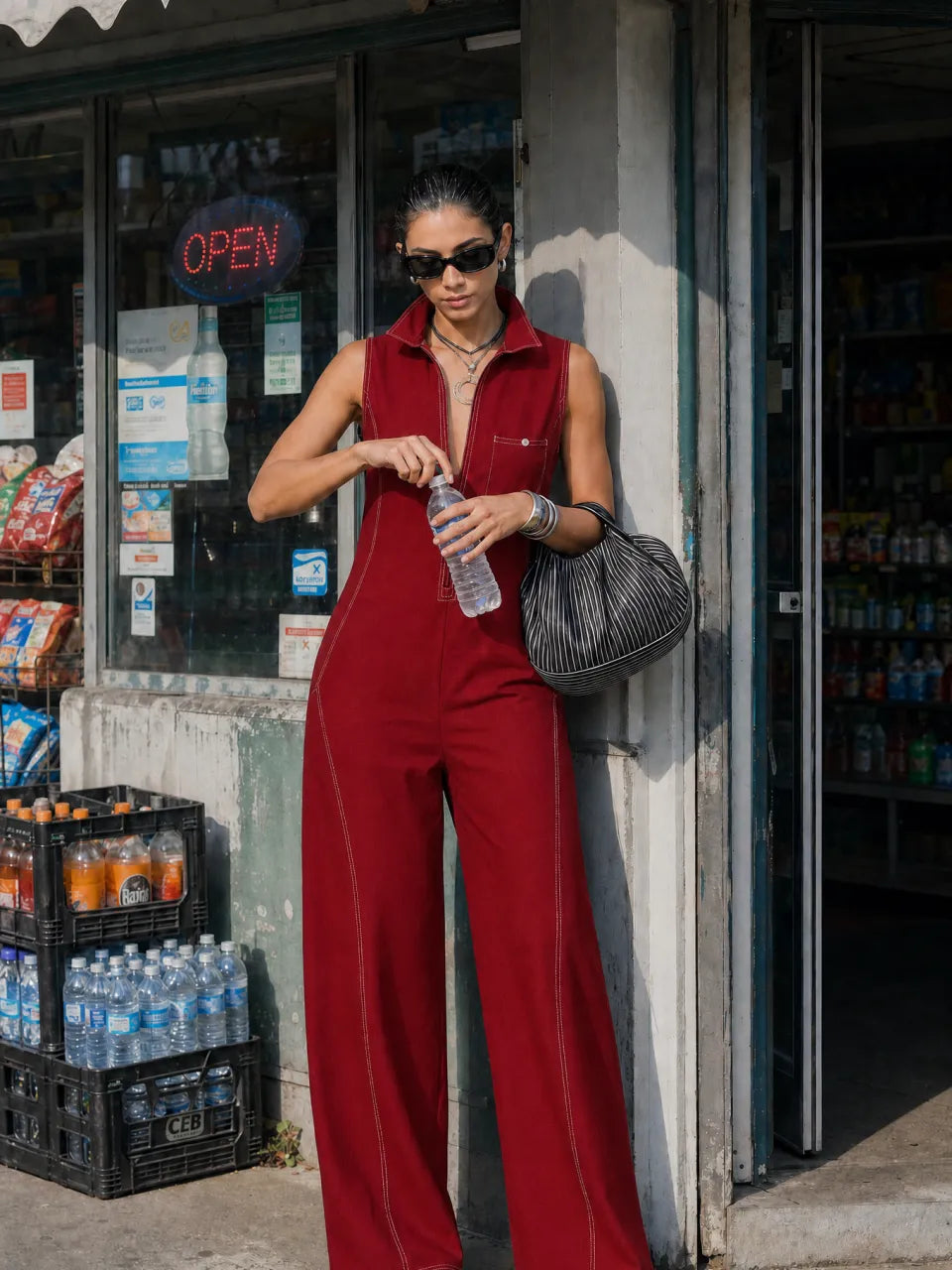 Women's Minimalist Loose-fitting White Trim Sleeveless Jumpsuit