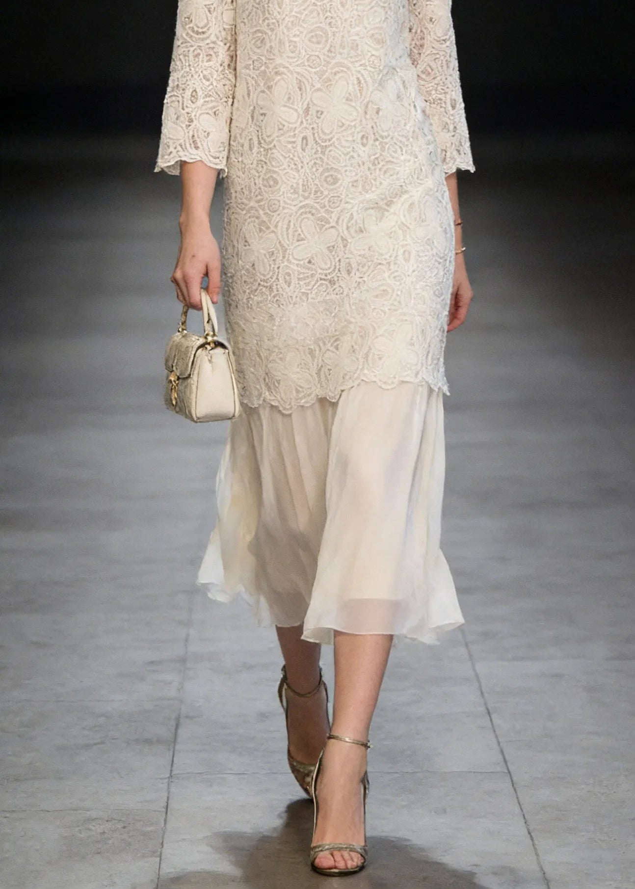 French Beige O Neck Patchwork Lace Dresses Summer